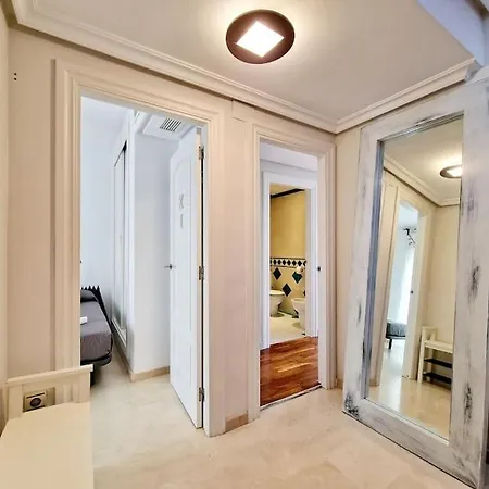 Cervantes House Апартаменты Марбелья