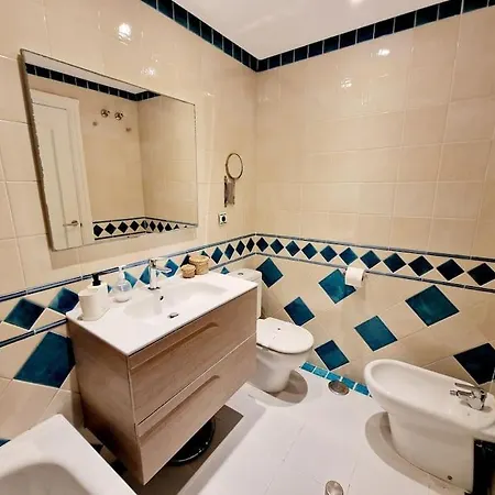 Апартаменты Cervantes House Марбелья