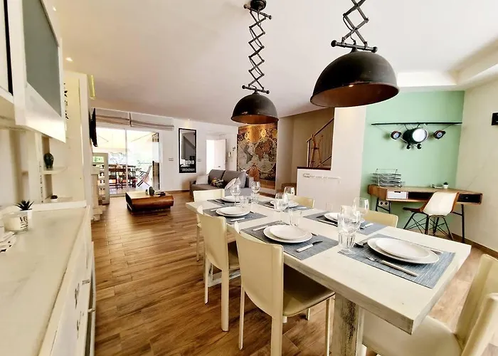 아파트 Cervantes House 마르베야