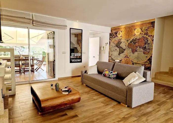 Cervantes House 아파트 마르베야